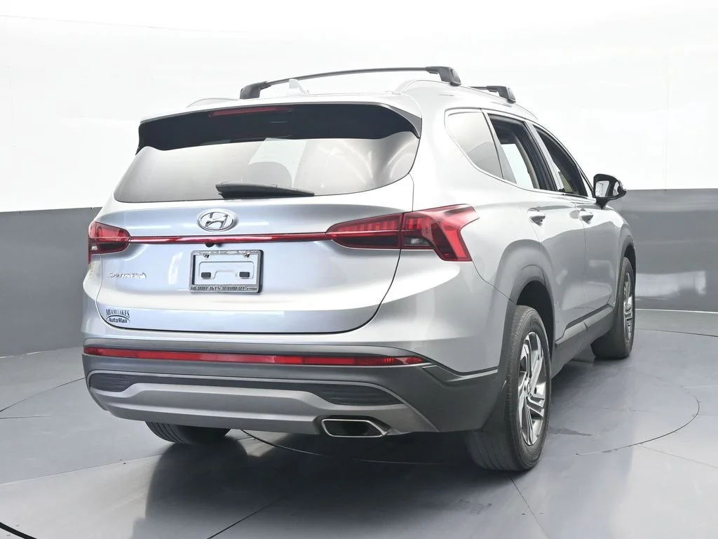Used 2023 Shimmering Silver Pearl Hyundai SEL image 4