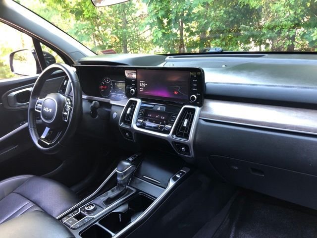 Used 2022 Grey Kia X-Line EX image 17