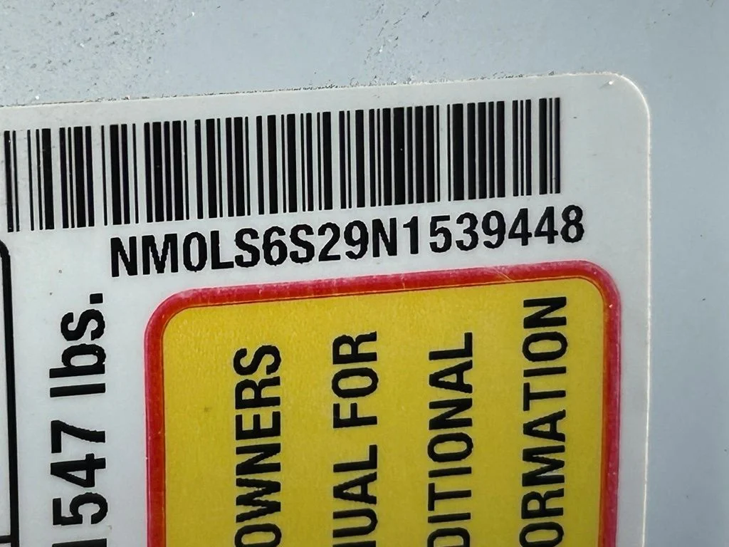 Used 2022 Frozen White Ford XL image 39