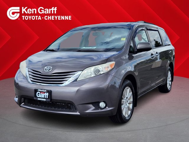 2016 Toyota Sienna XLE Premium