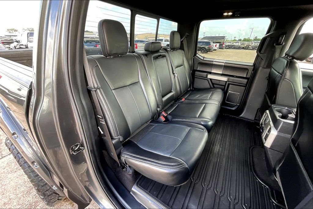 Used 2020 Magnetic Metallic Ford Lariat image 22
