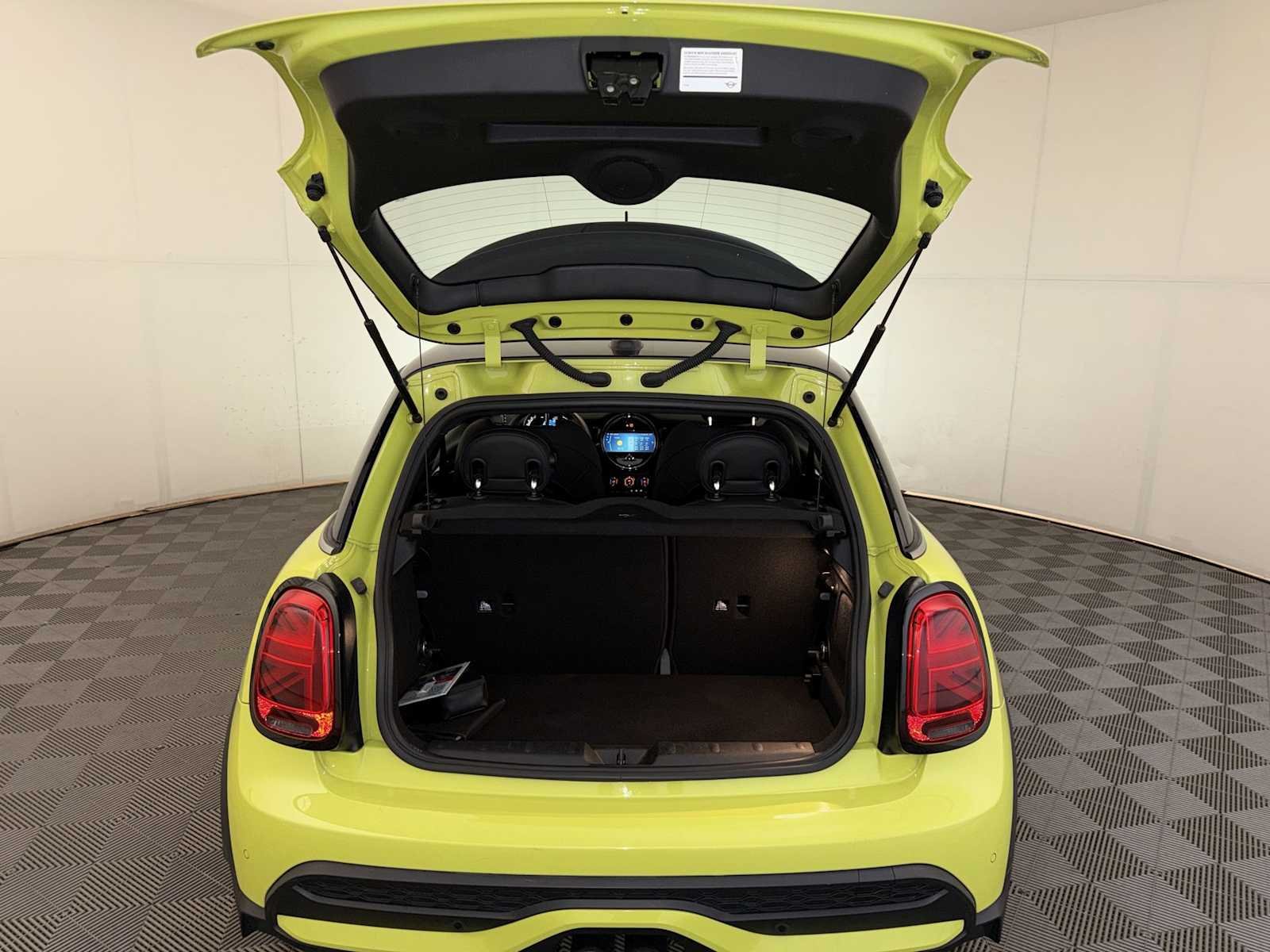 Used 2024 Zesty Yellow MINI Cooper S image 22
