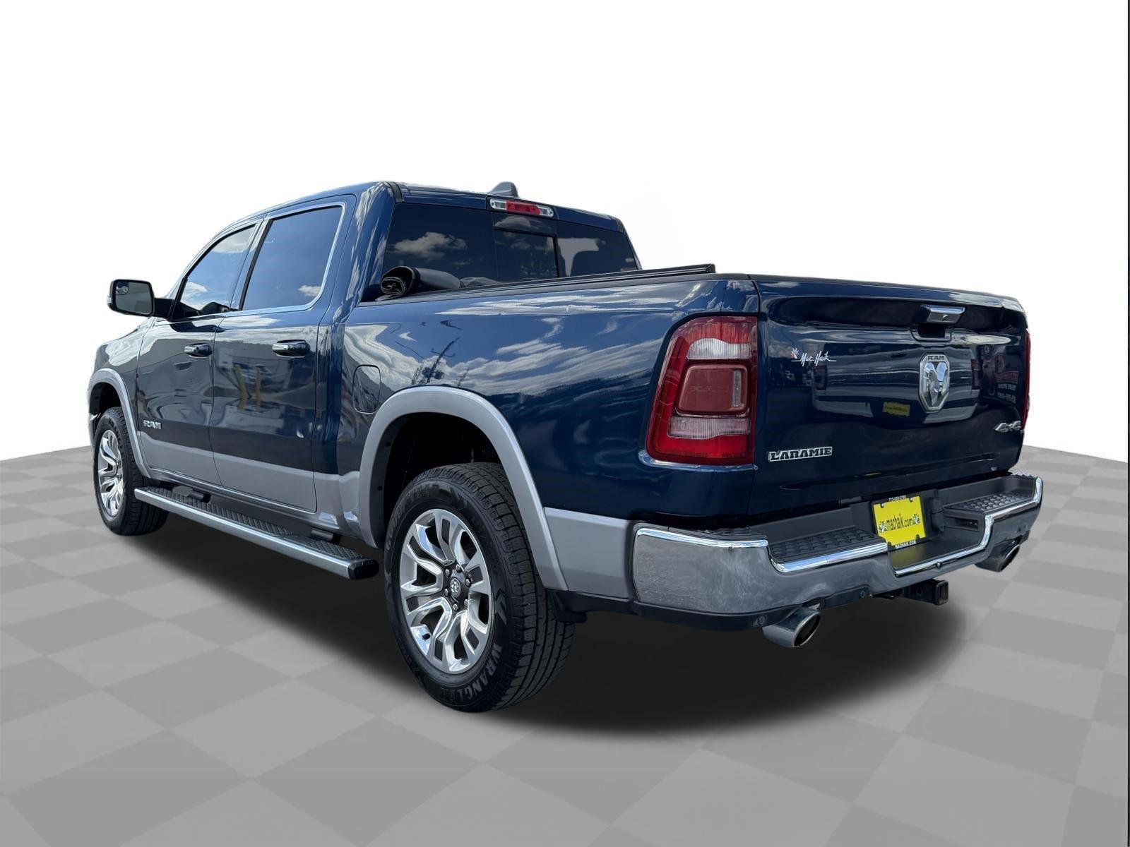 Used 2020 Patriot Blue Pearlcoat Ram Laramie image 3