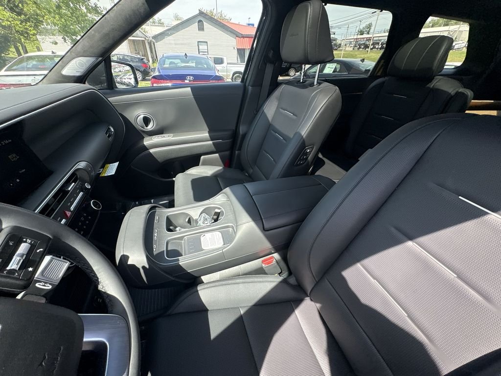 New 2026 Black Hyundai Calligraphy AWD image 22
