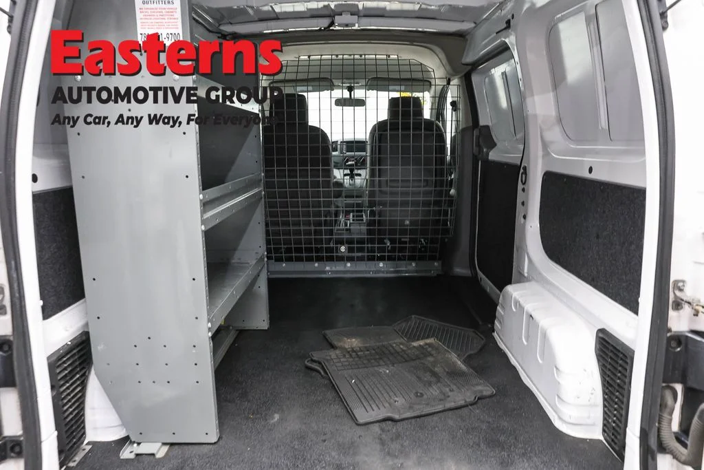 Used 2020 White Nissan SV image 9