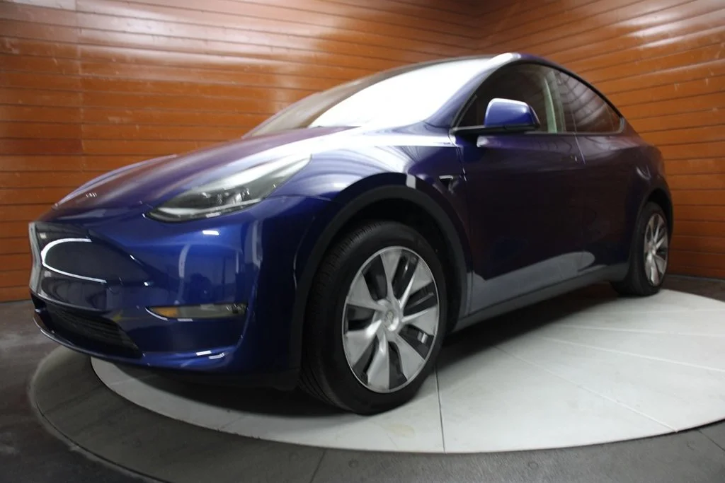Used 2023 Deep Blue Metallic Tesla Long Range image 1