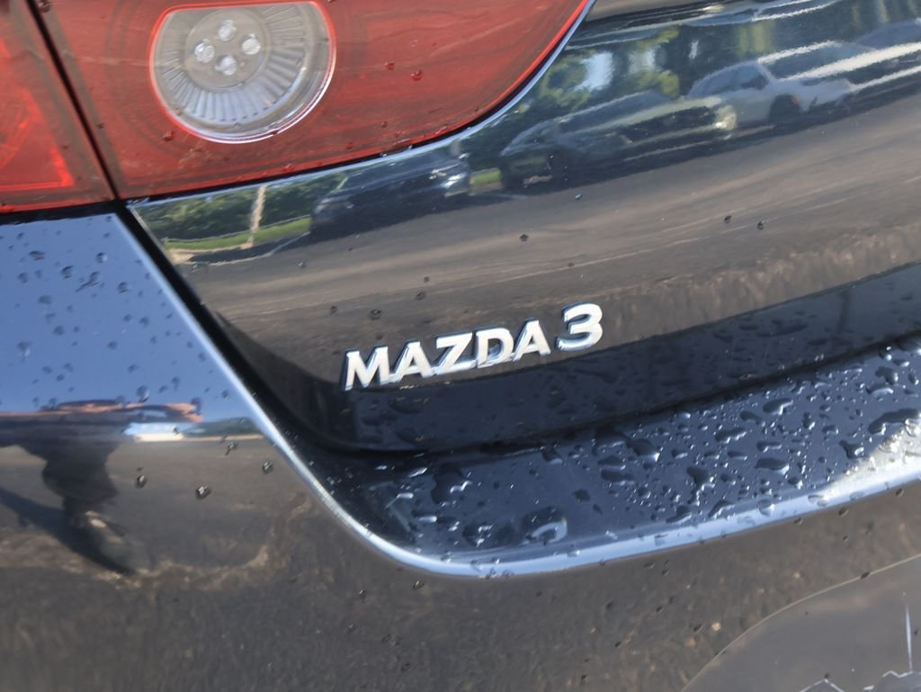 Used 2019 Black Mazda Select image 8