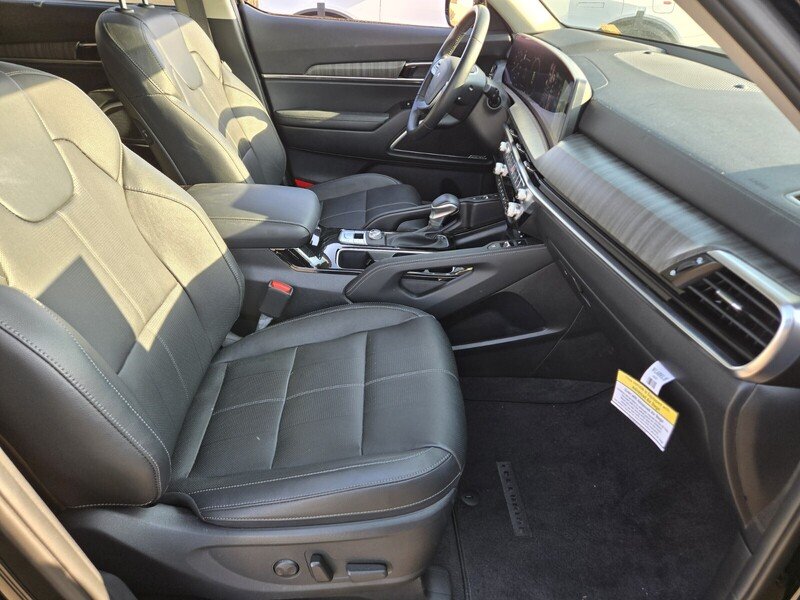 Used 2025 Ebony Black KIA SX FWD image 15