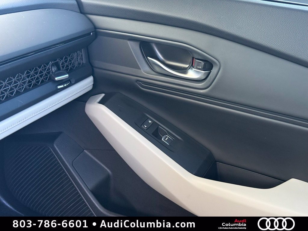 Used 2024  Honda EX image 32