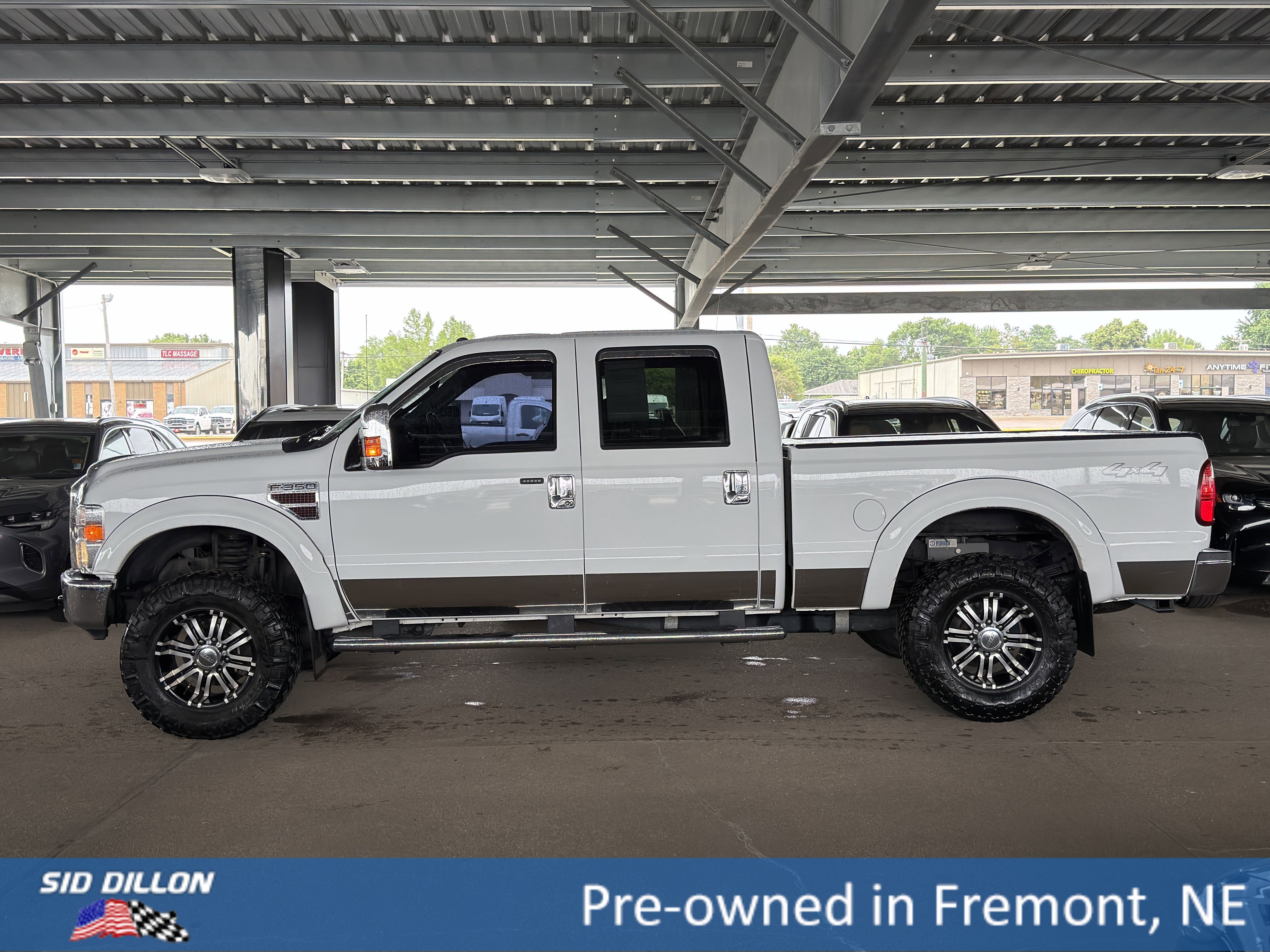 Used 2008 White Ford Lariat image 9