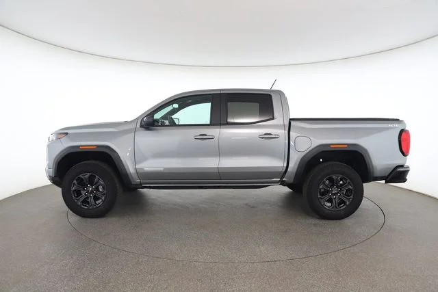 Used 2025 Silver GMC Elevation image 7