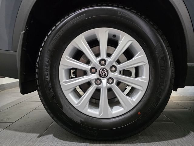 Used 2026 White Toyota XLE image 24