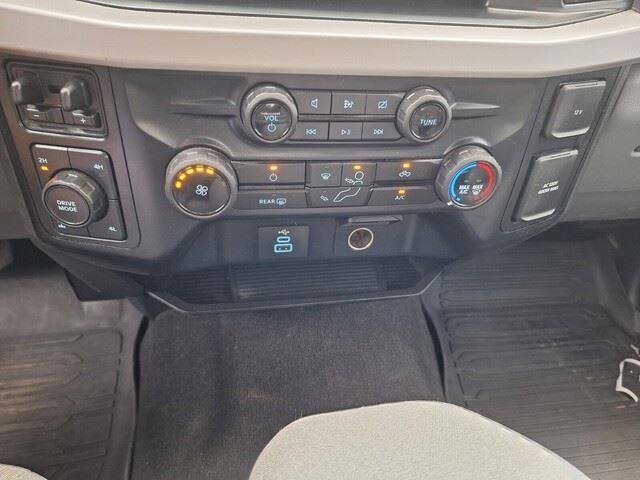 Used 2024 Oxford White Ford XLT image 19