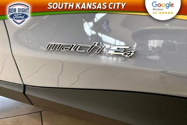 New 2026 Glacier Gray Metallic Tri-coat Ford Premium image 9