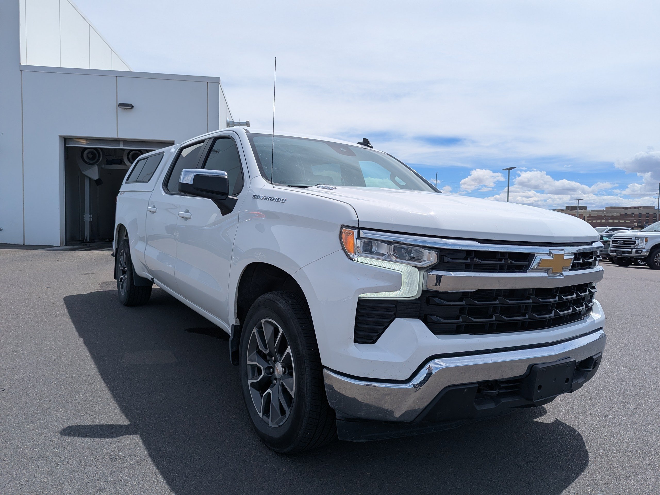 2022 Chevrolet Silverado 1500 LT - Photo 8