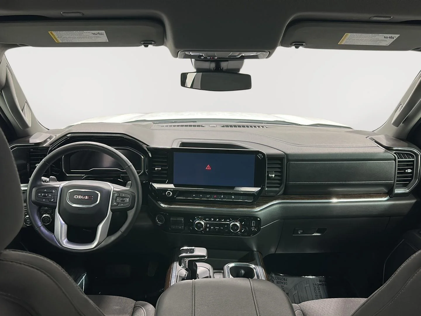 Used 2025 Summit White GMC Elevation image 19