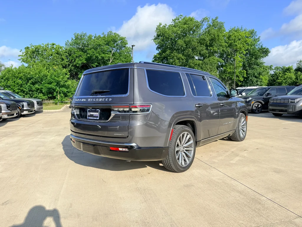 Used 2022 Baltic Gray Metallic Clearcoat Jeep Series II image 6