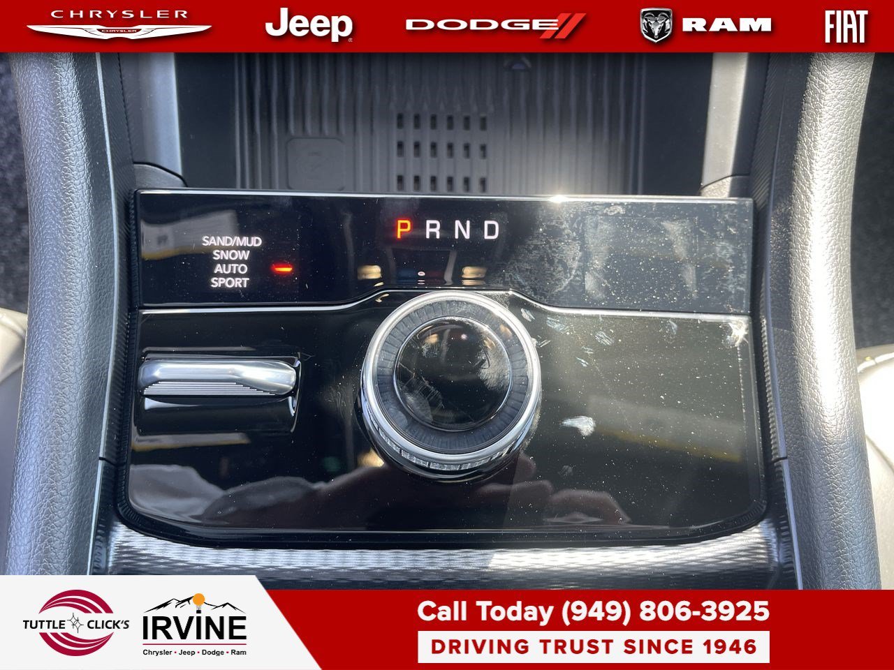 New 2026 Diamond Black Crystal Pearl-Coat Exterior Paint Jeep 85th Anniversary Edition image 19