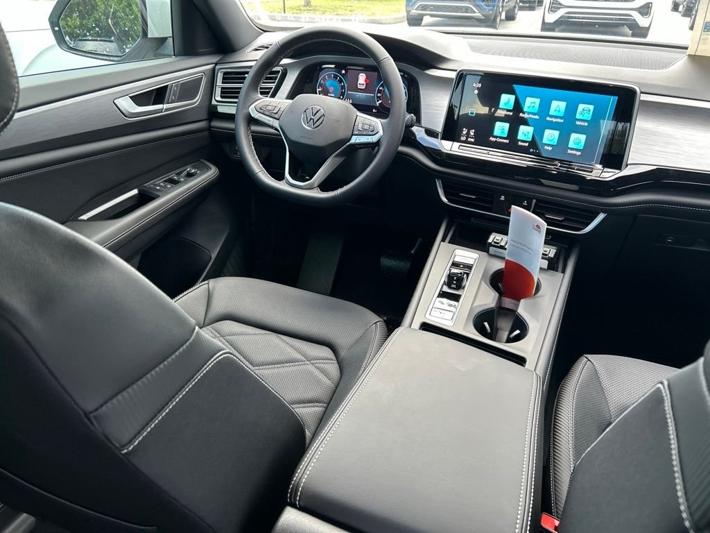 New 2026 White Volkswagen 2.0T SE image 9