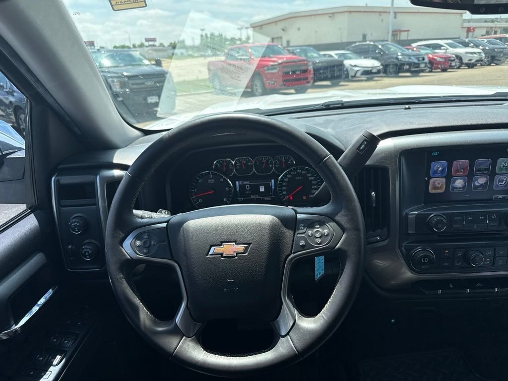 Used 2017 White Chevrolet LT image 12