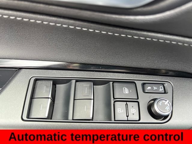 Used 2021  Toyota LE image 16