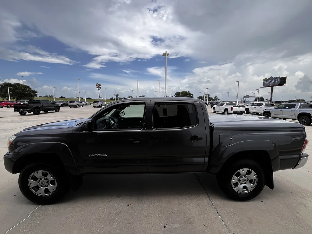 Used 2014 Magnetic Gray Metallic Toyota PreRunner image 5
