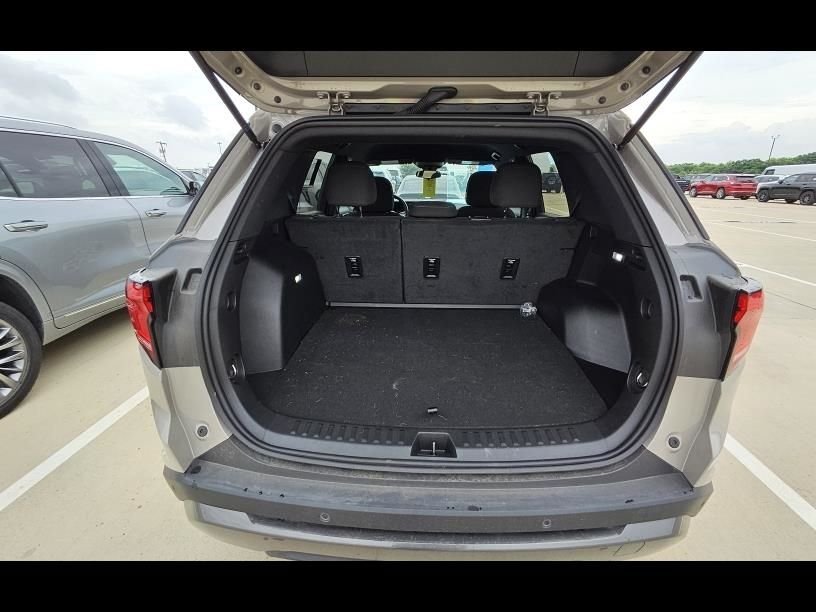 Used 2025 Gray GMC Elevation image 4
