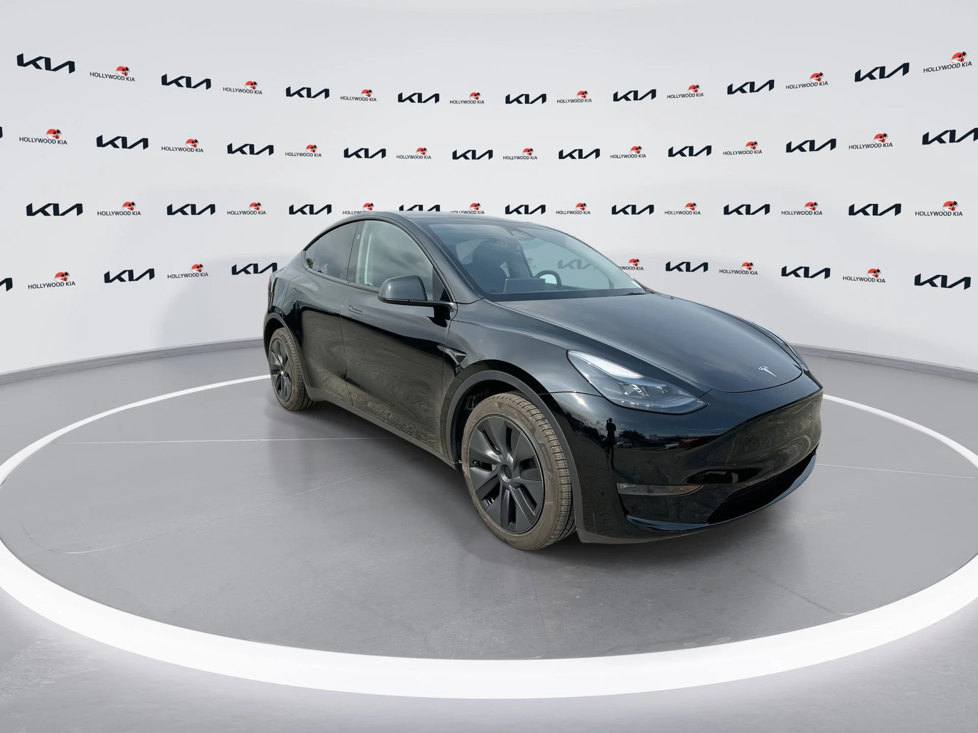 Used 2024 Tesla Model Y Long Range with VIN 7SAYGDEE6RA328001 for sale in Hollywood, FL