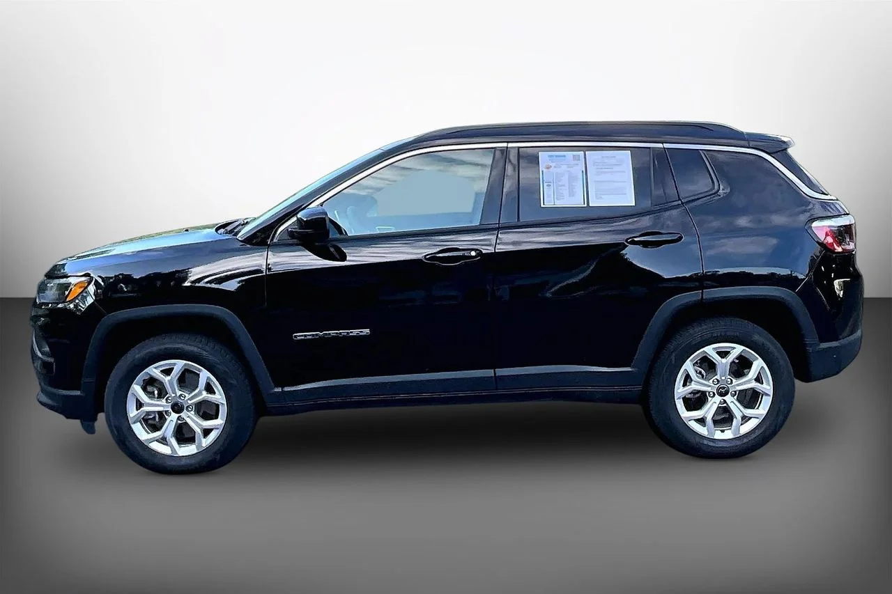 Certified Used 2025 Black Jeep Latitude image 5