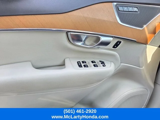 Used 2022 Crystal White Metallic Volvo T5 Momentum image 37