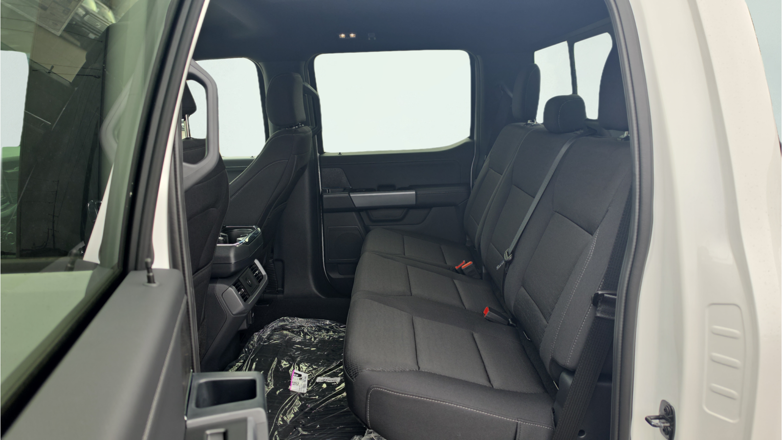 New 2026 Oxford White Ford XLT image 20