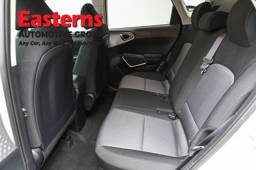 Used 2023 White Kia LX image 21