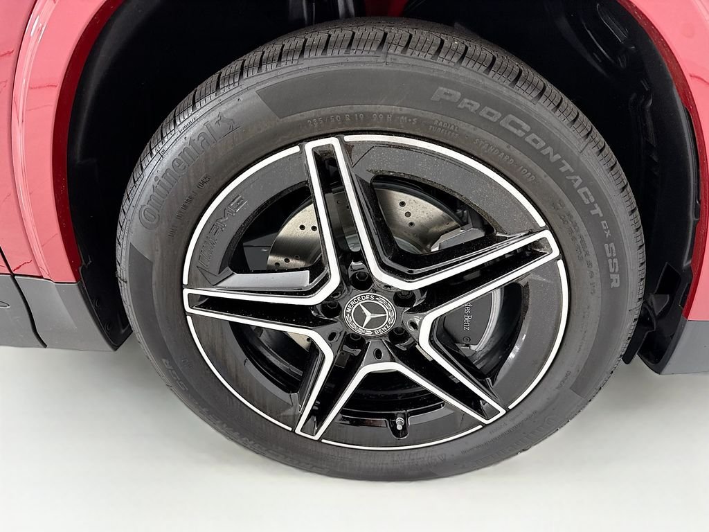 New 2026 MANUFAKTUR Patagonia Red Metallic Mercedes-Benz GLA 250 image 30