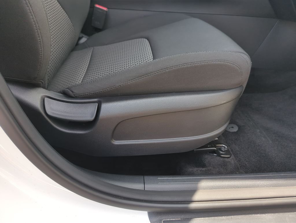 Used 2025 White Kia LX image 36
