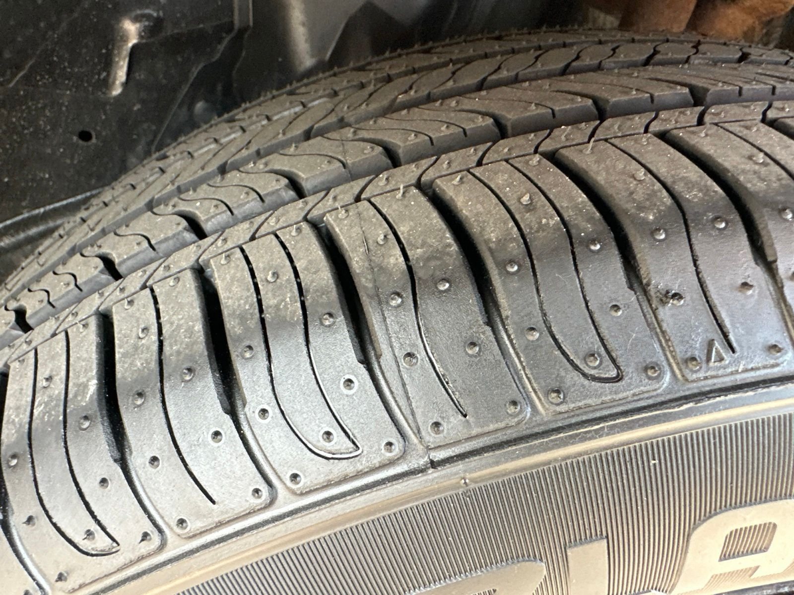 Used 2012 Silver Honda LX image 8