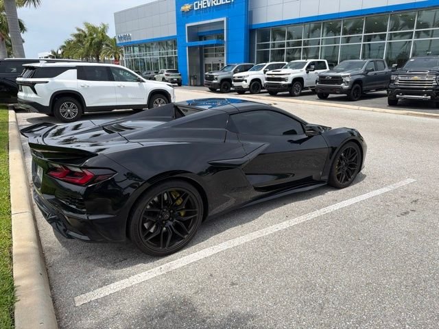 Used 2023 Black Chevrolet Z06 image 3