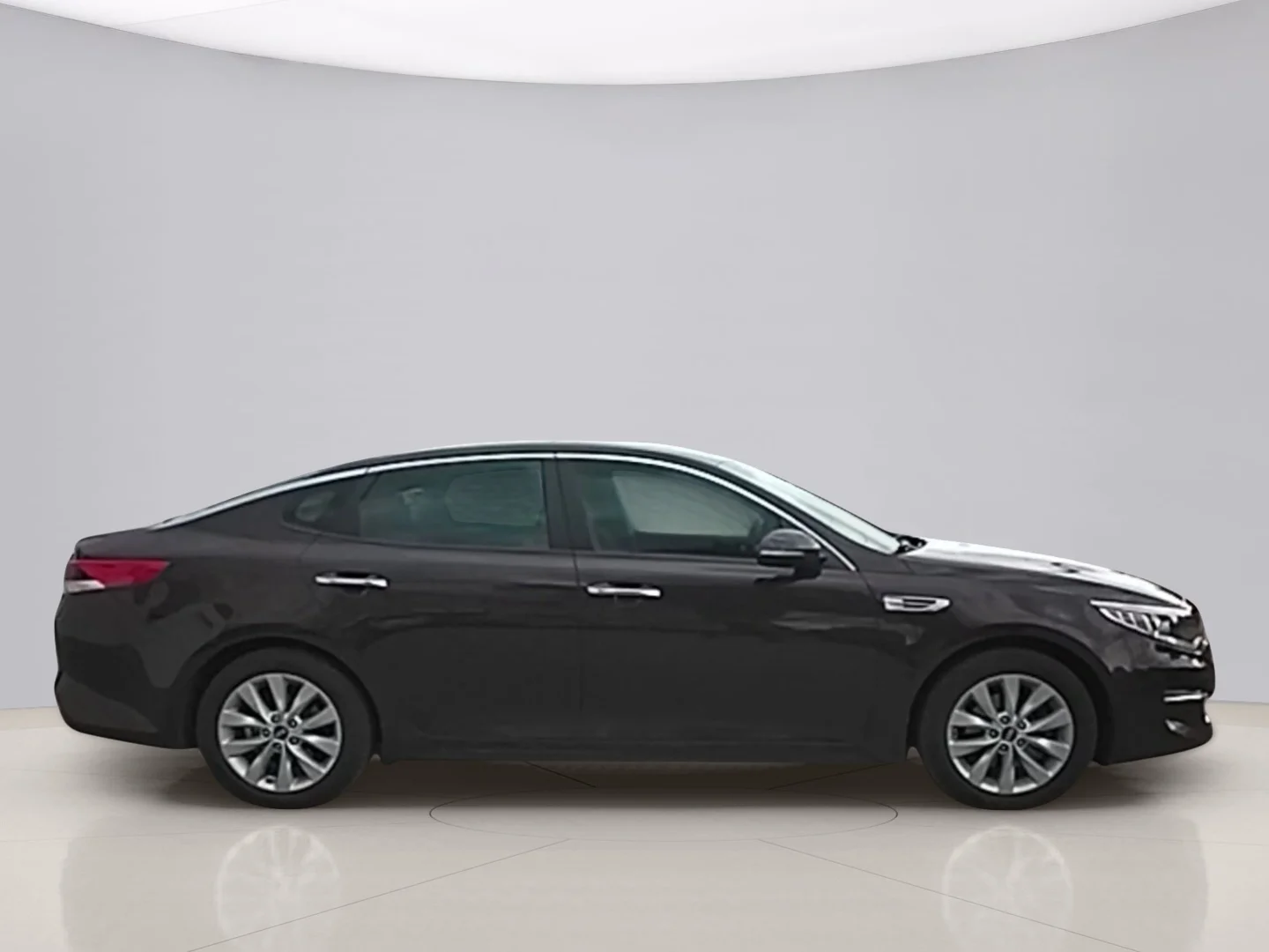 Used 2017 Purple Kia LX image 6