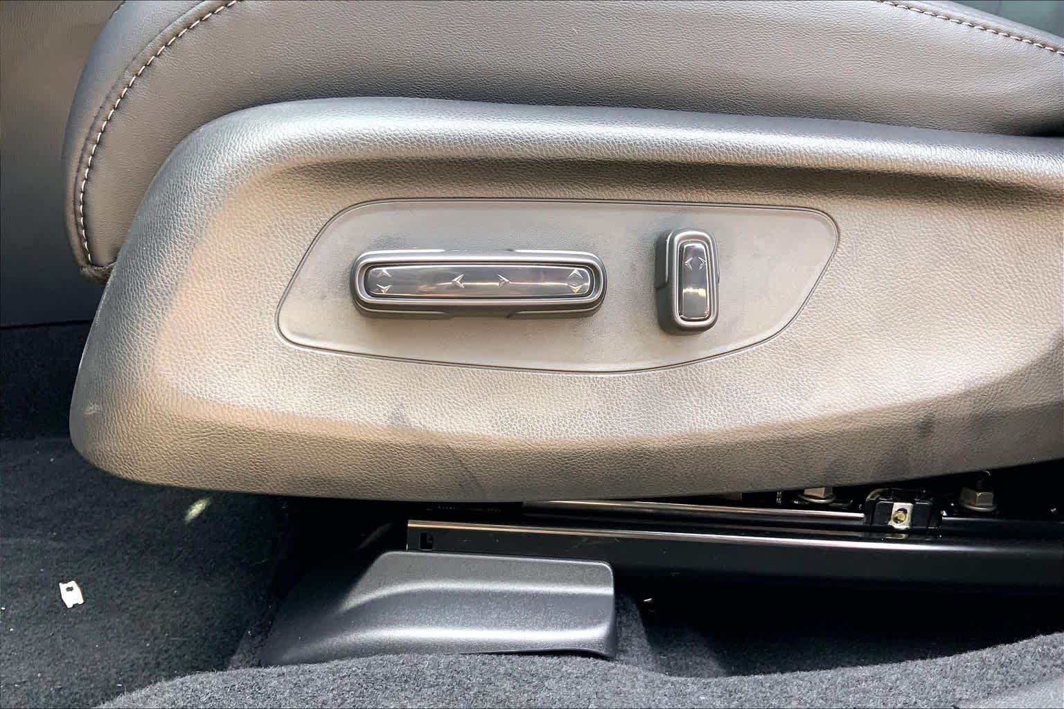 New 2026 Urban Gray Pearl Acura  image 17