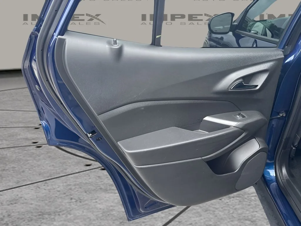 Used 2024 Blue Chevrolet LT image 24