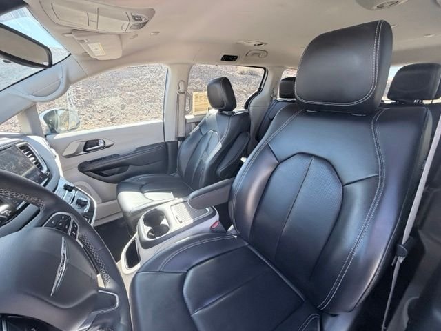 2023 Chrysler Pacifica Touring L - Photo 24