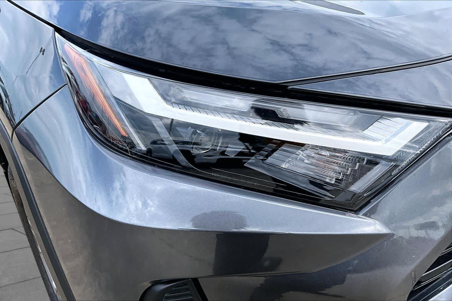 Used 2025 Magnetic Gray Metallic Toyota Hybrid XLE image 55