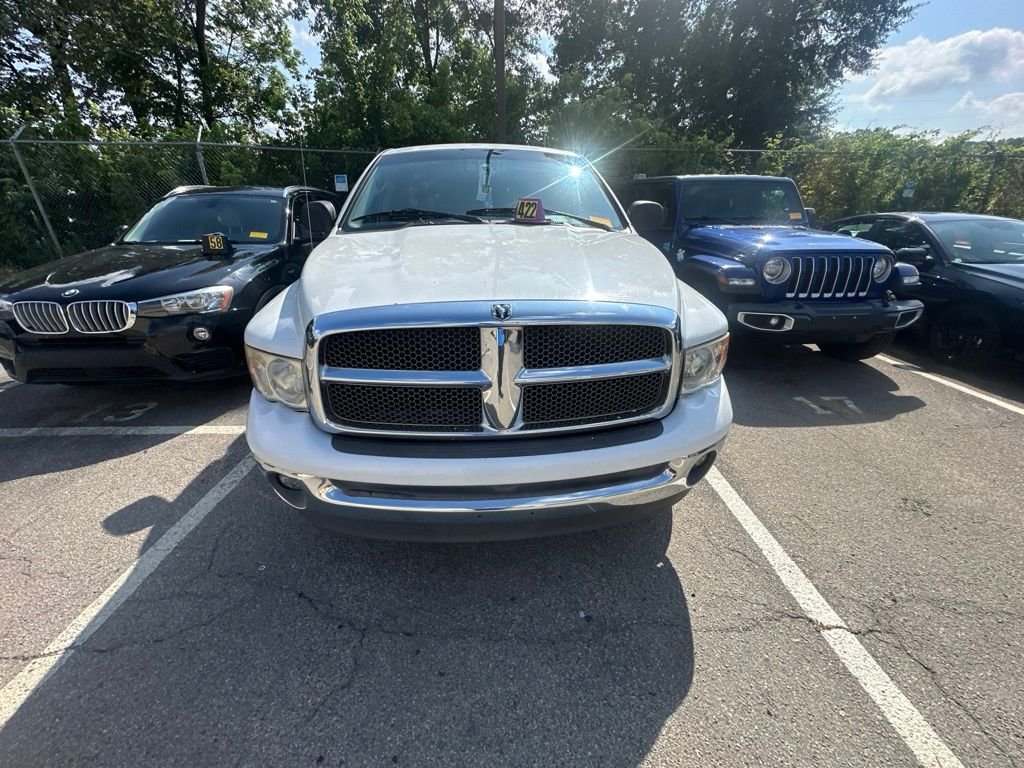 Used 2002  Dodge  image 2