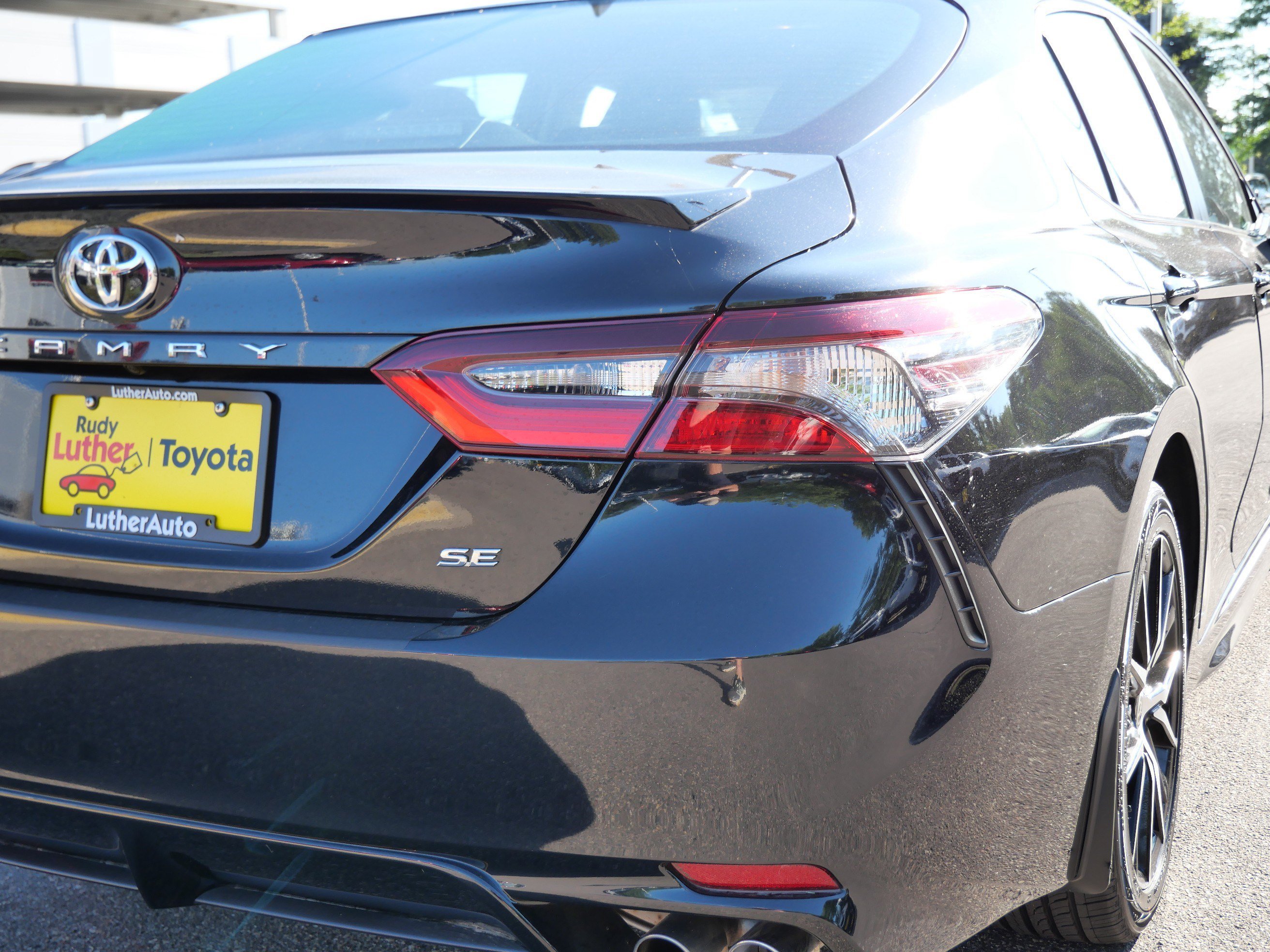 Used 2024 Midnight Black Metallic Toyota SE image 18