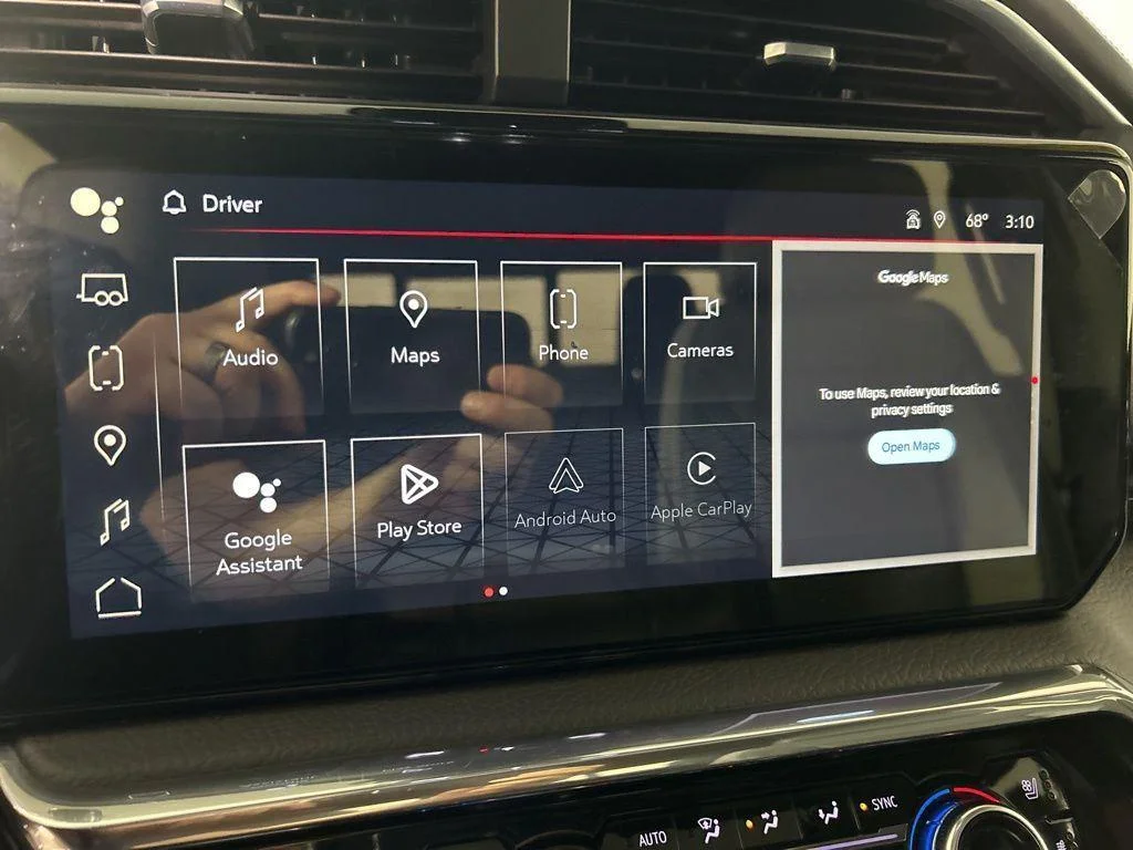 Used 2024 Sterling Metallic GMC Denali image 20