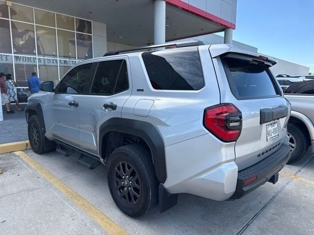 Used 2025  Toyota SR5 image 4