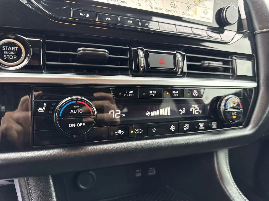 Used 2022 Red Nissan SL image 19