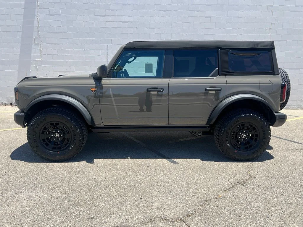 New 2026 Marsh Gray Ford Badlands® image 2