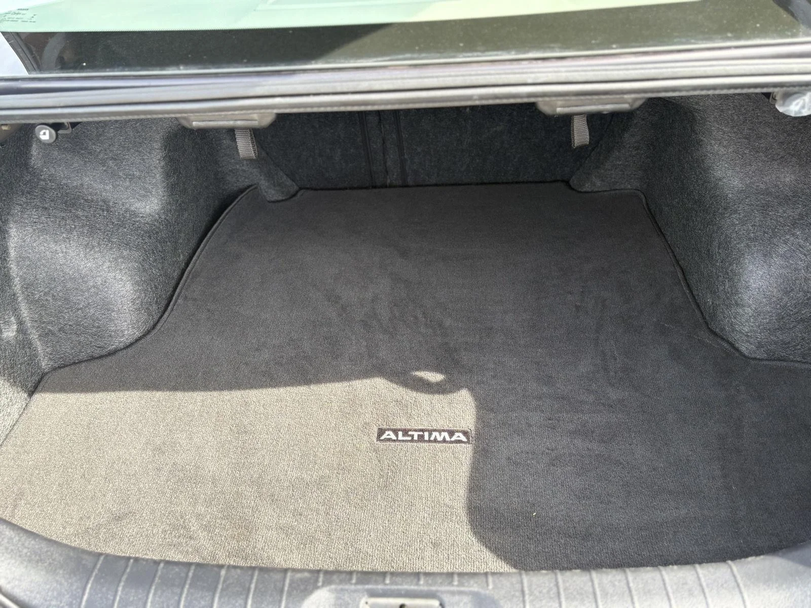 2025 Nissan Altima SV - Photo 28