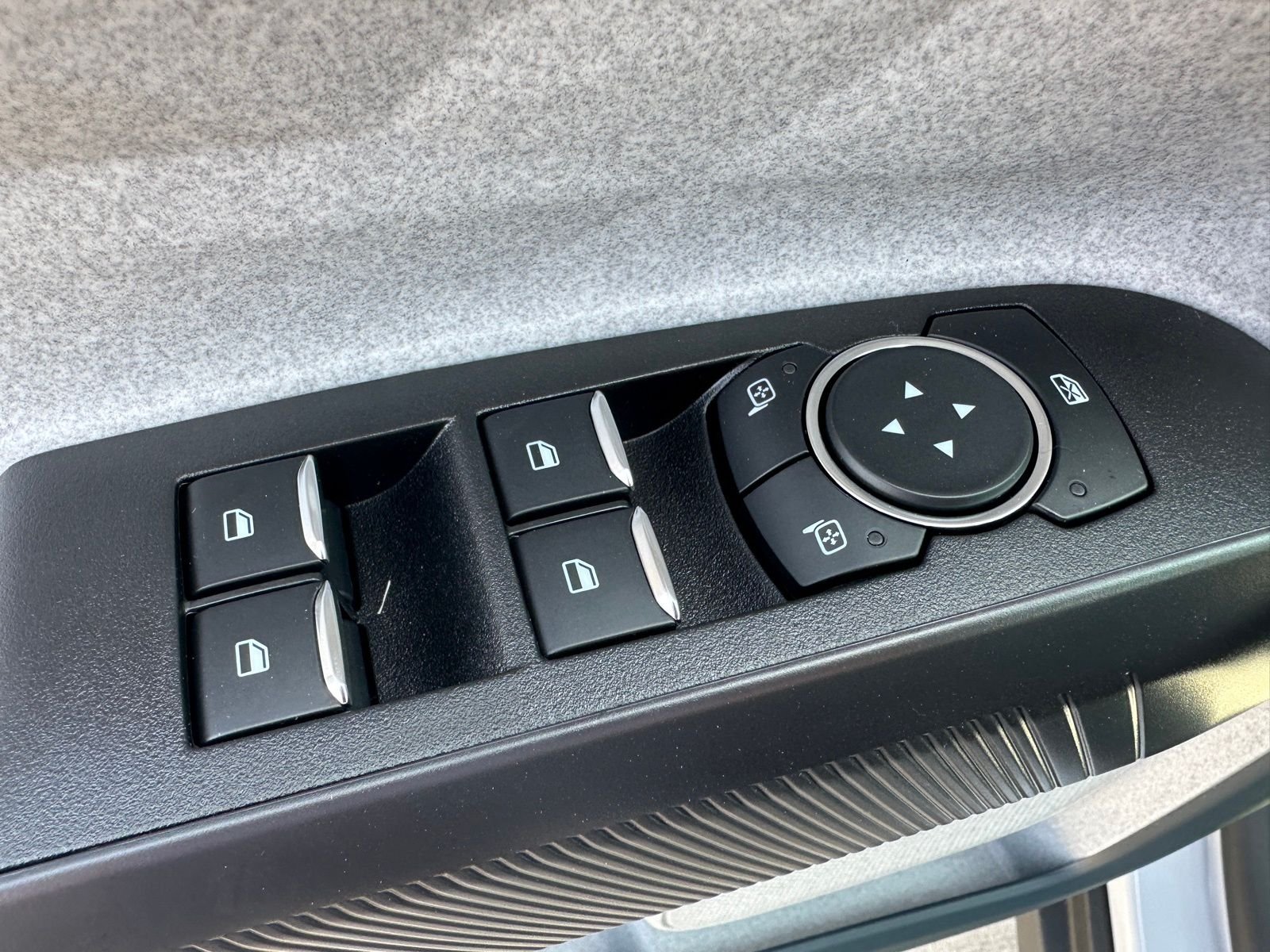 2025 Ford Maverick XLT - Photo 22