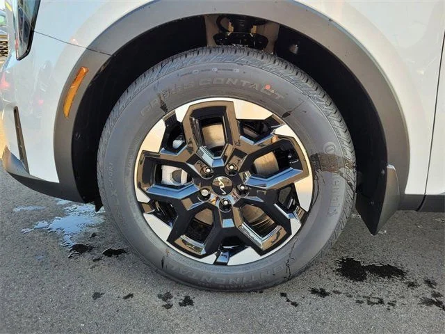 2025 Kia Sorento S - Photo 5